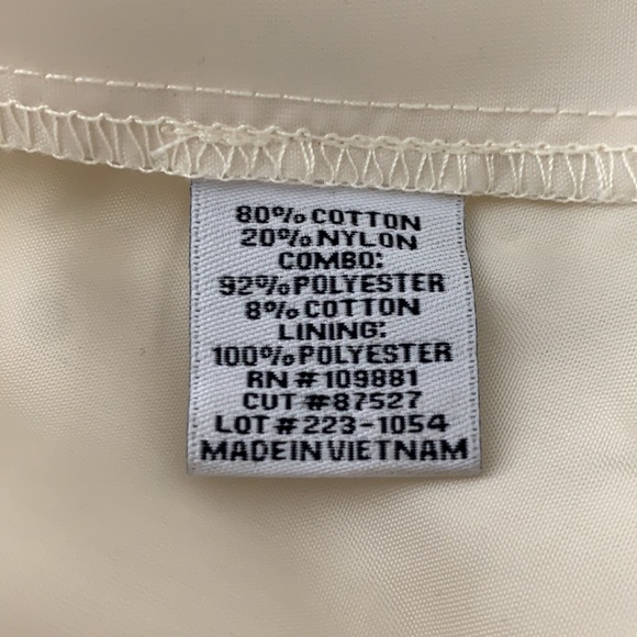 DR Collection cream colored lace sleeveless dress - Picture 9 of 9